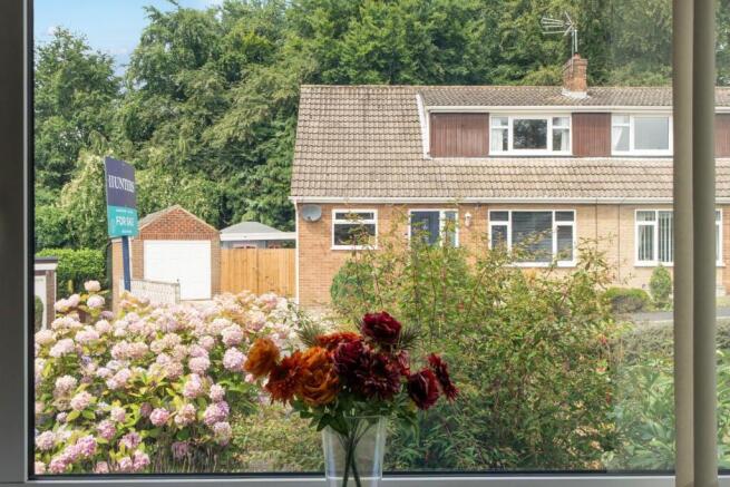 2 bed Semi-Detached Bungalow for sale Image 8