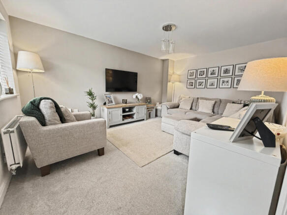 Greycing Street, Swindon, SN25 4 photo 4