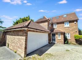 1, Mannock Mews, South Woodford, London E18 1DB