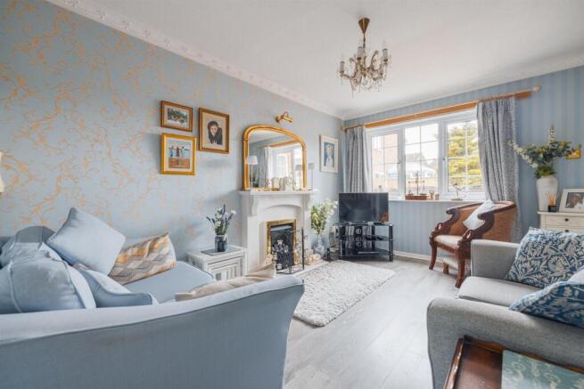 114 Glenwood Dr-51.jpg