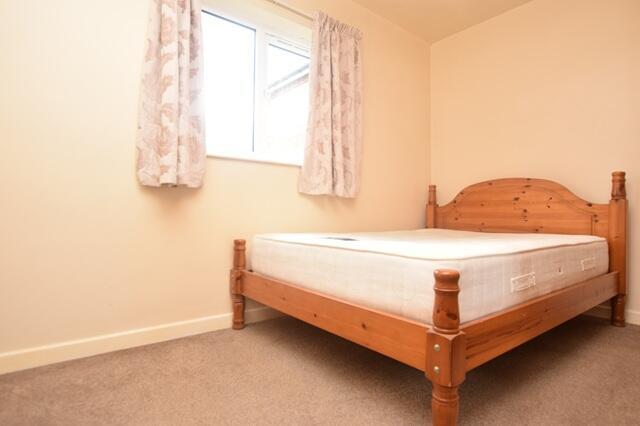 1 bed Apartment to rent Image 6