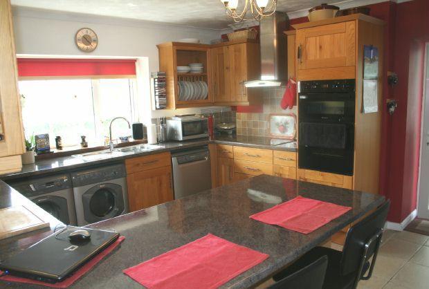 Kitchen/Breakfast Ro