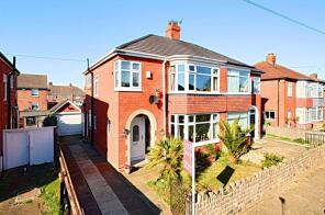 12, Western Outway, Grimsby DN34 5HE