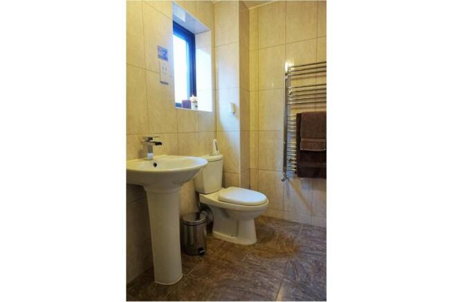 Master En-suite