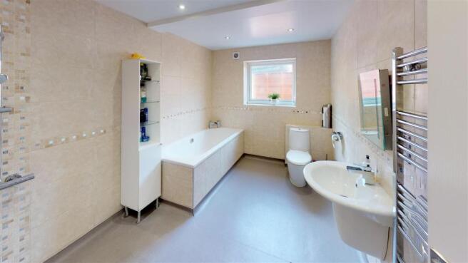 Box-Close-Whitnash-Bathroom.jpg