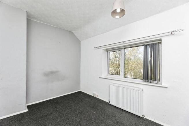 3 bed Semi-Detached for sale Image 9