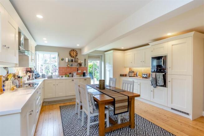 3 bed Barn Conversion for sale Image 8