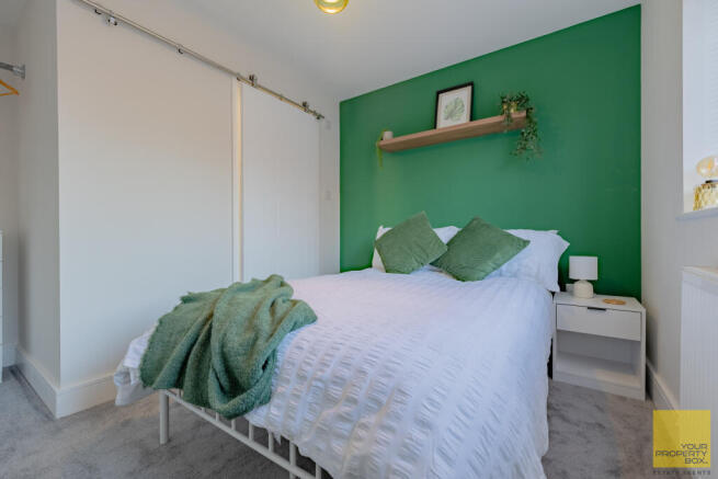 13GreenfordGardens-34