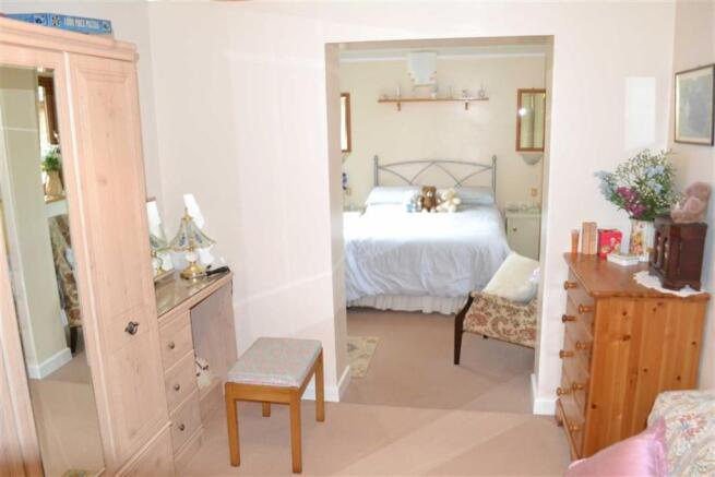 Bedroom (2)