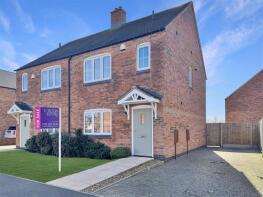 3, Westfield Close, Leicester LE8 4BX