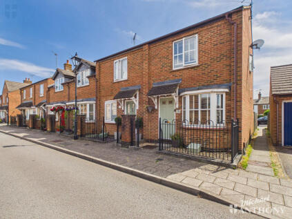 Turnham Way, Aylesbury