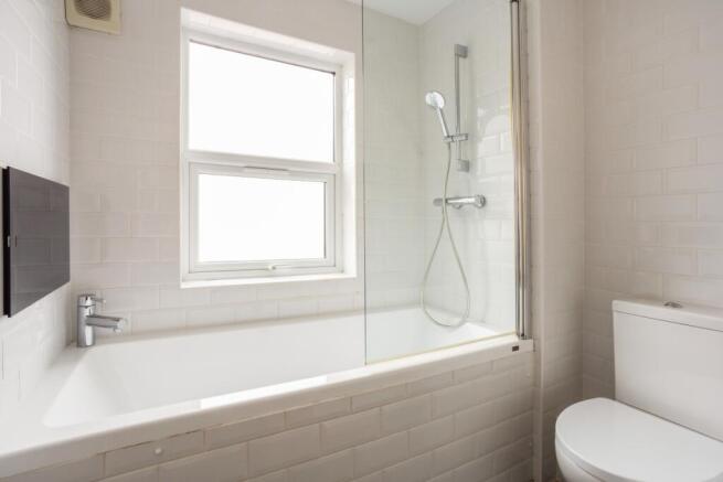 1 Trelawn Court 3...