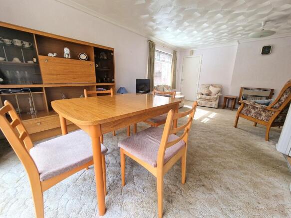 Living/Dining Room
