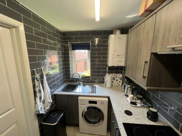 Kitchen 1.jpg