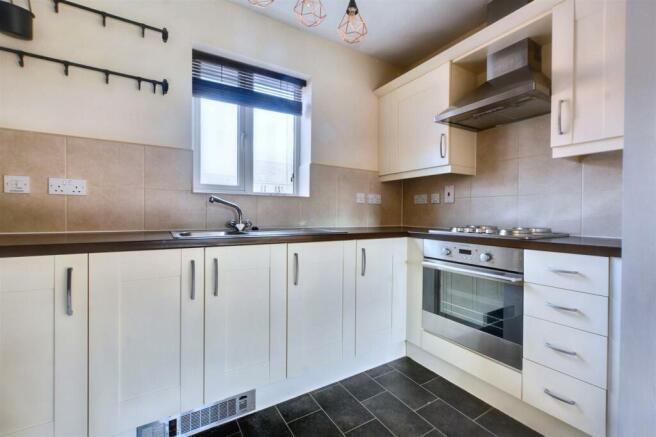 Kitchen_1.jpeg