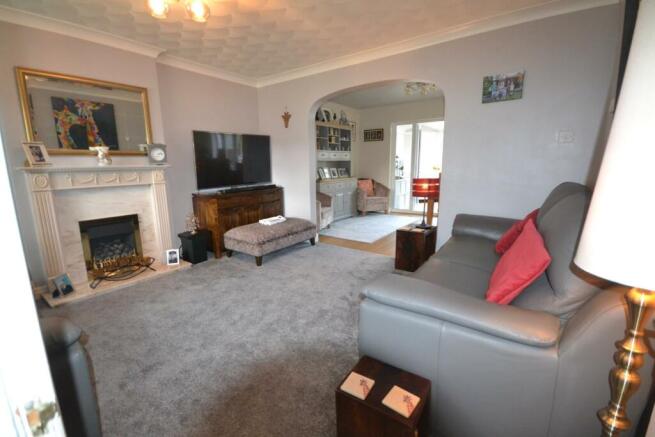 FAMILY LOUNGE