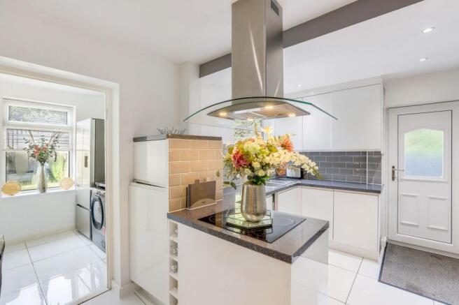 3 bed Semi-Detached for sale Image 5