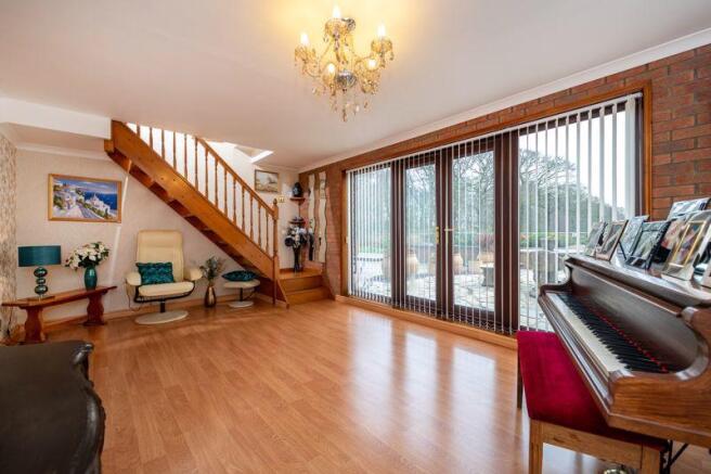 Music/siting room