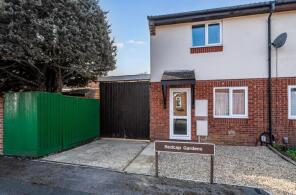 1, Redcap Gardens, Ramleaze, Swindon SN5 5RY