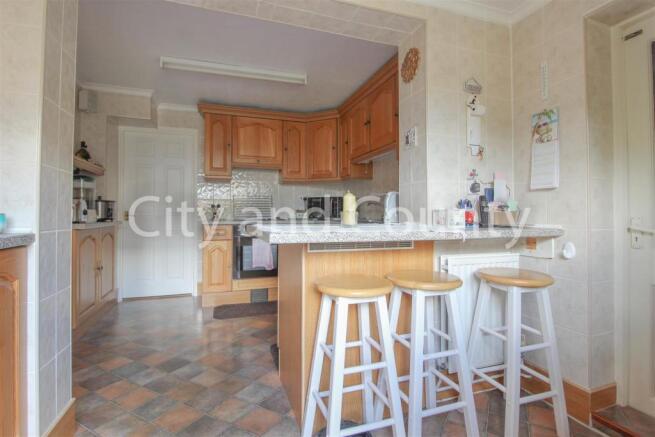 Kitchen Breakfast room (1).jpg