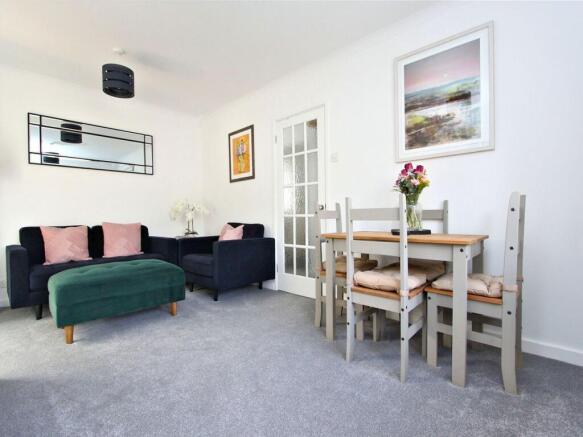 Gloucester Road, Rudgeway, BS35 photo 4