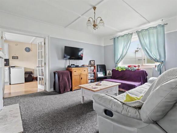 Dereham Road, New Costessey, Norwich photo 4