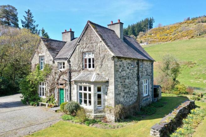 PHOTO-2025-04-13-19-55-45 (1).jpg