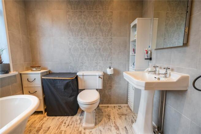 Bathroom (2)
