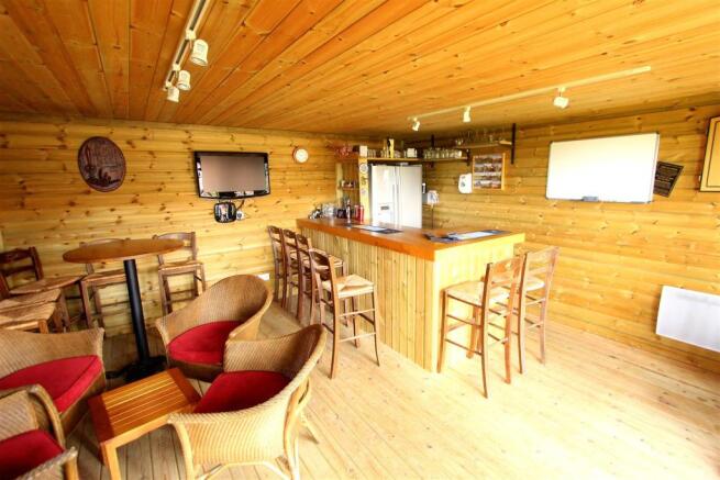 Summerhouse/Bar