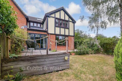 Oak End, Beare Green, Surrey
