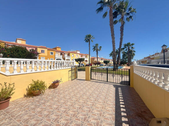 La Zenia03
