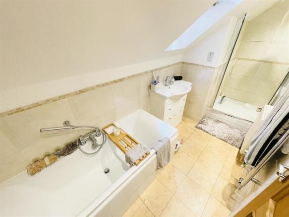 Ensuite Bathroom