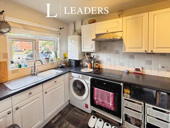 Kinross Close, Fearnhead, Warrington photo 4