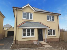 2, Broom Park, Okehampton EX20 1FW