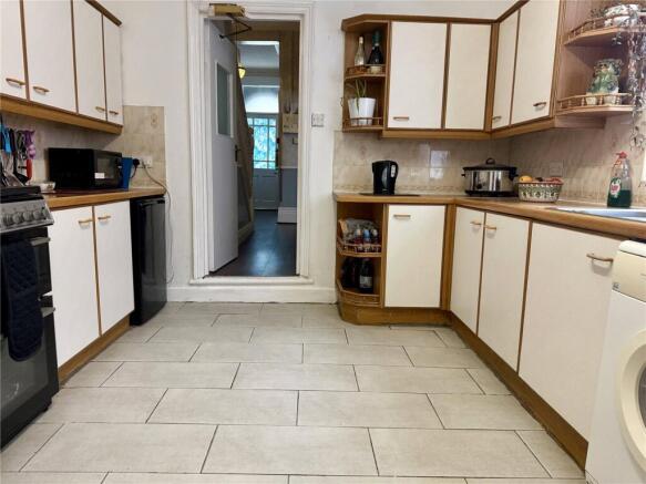 6 bed Terraced for sale Image 7