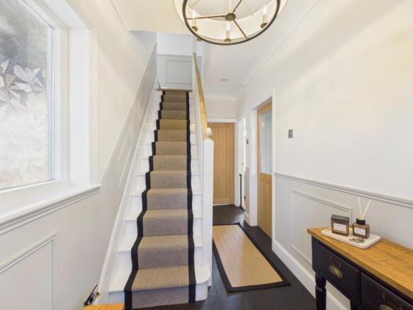 4 bed Semi-Detached for sale Image 6