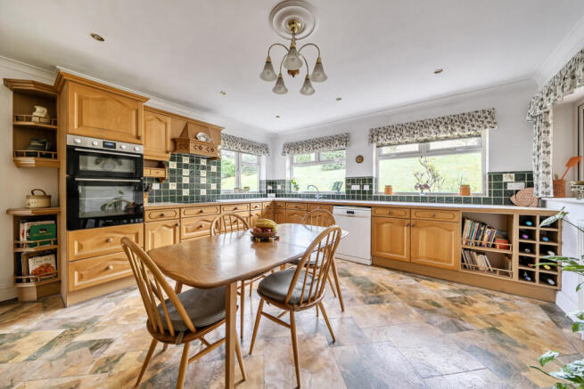 1435280-31-69cb8b...