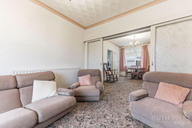 3 bed Semi-Detached for sale Image 8