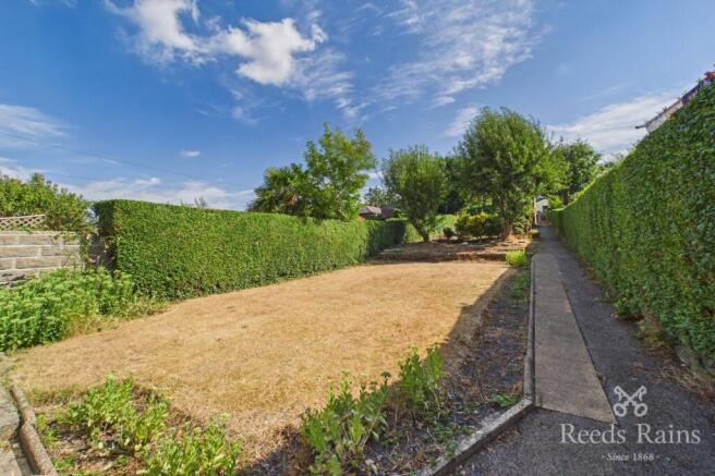 3 bed Semi-Detached for sale Image 11