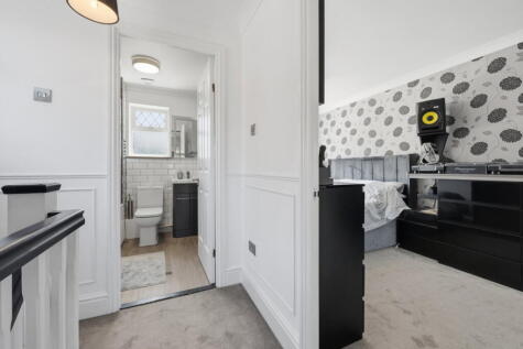 Ferrier Close,Gillingham,ME8 9JL