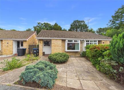 Claydon Road, Horsell, Surrey, GU21