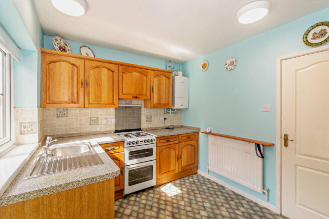 2 bed Semi-Detached for sale Image 5
