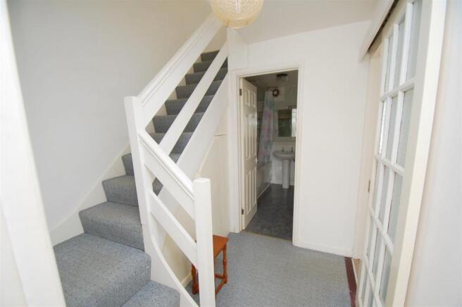 REAR HALLWAY