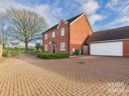 11, Woodland View, Bromyard HR7 4HN