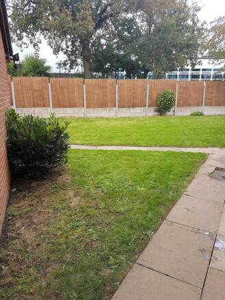 SIde Garden