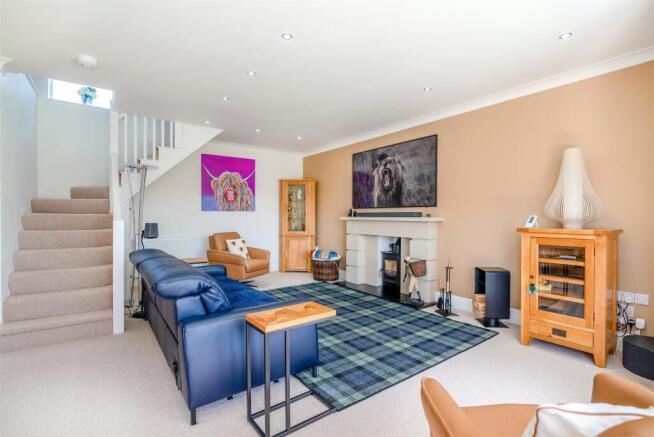 4 bed Detached for sale Image 10