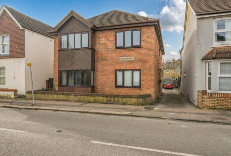 Victoria Road, Redhill, Surrey, RH1
