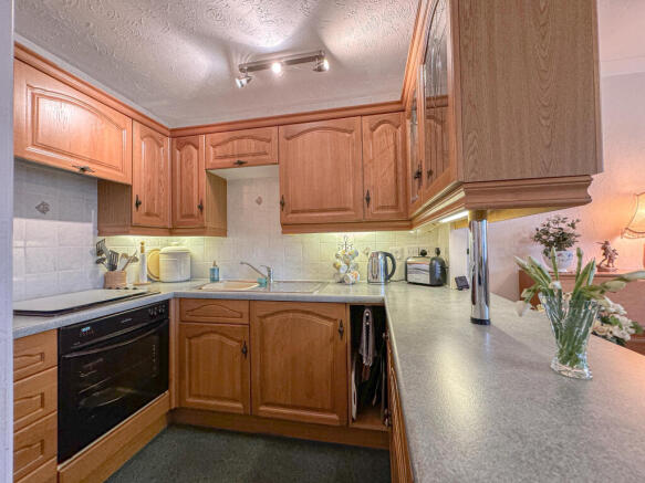 14 Brighton Grove - Kitchen