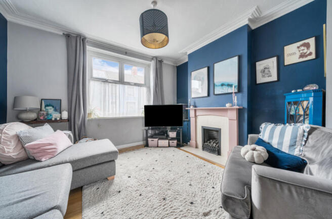 1369820-10-68efa8...