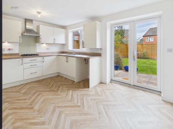 cam04425g0pr0379still017